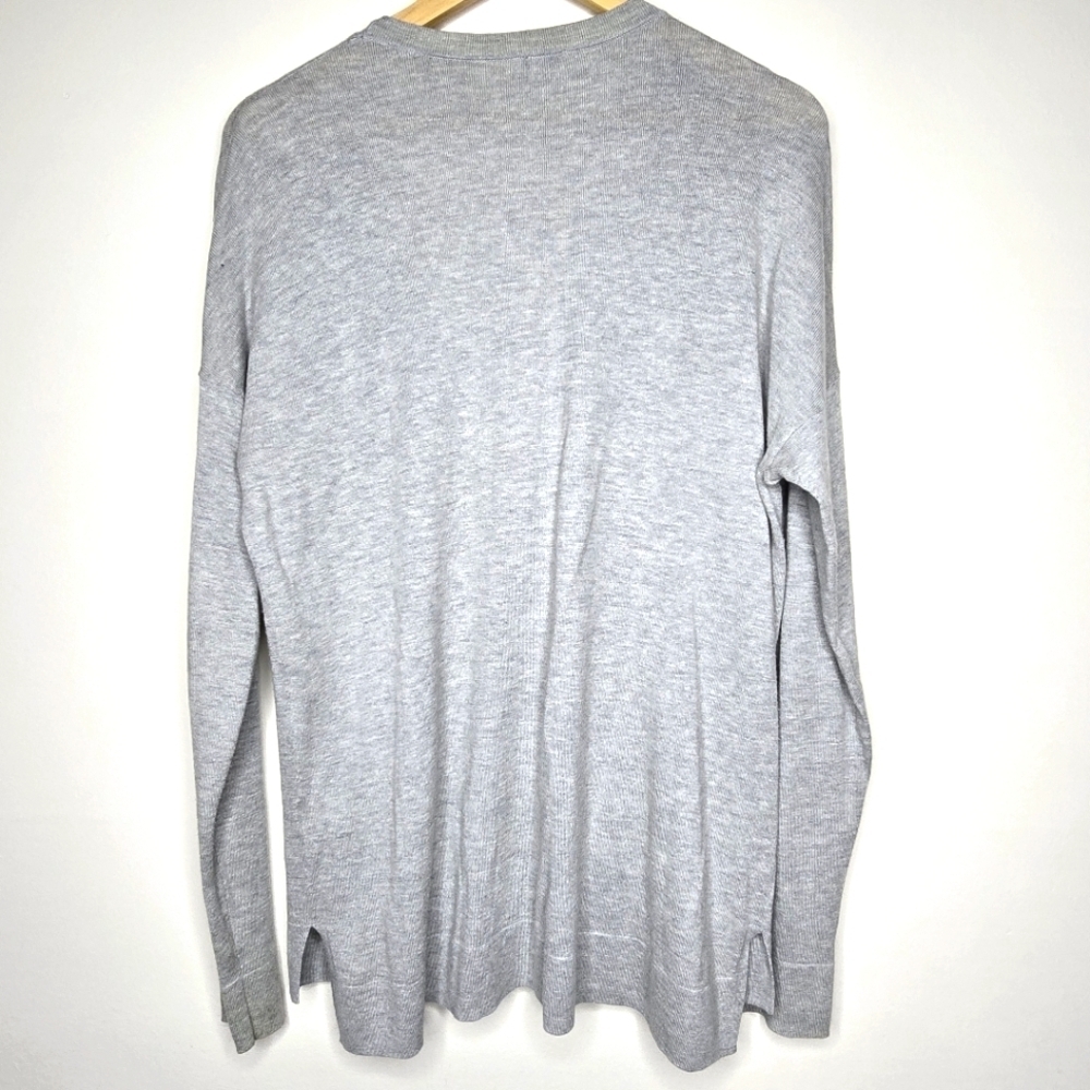 Gap Gray Women's Cardigan 70% Cotton 10% Silk Lightweight Size M - Picture 3 of 12